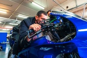 MotoGP: O que sabemos sobre o teste de Razgatlioglu com o V4 da Yamaha