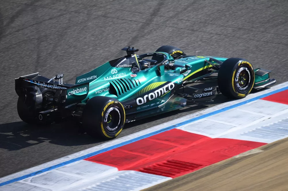 La situación en Aston Martin: "Hay que asegurarse de que no se destruyan  entre ellos"