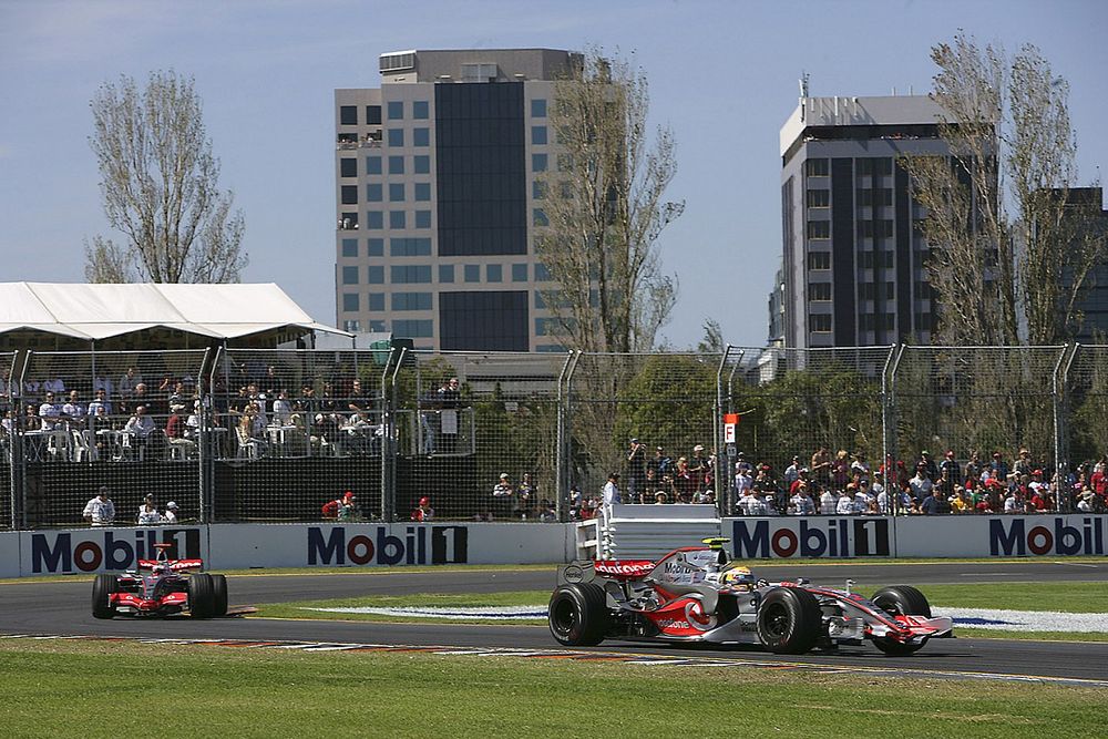 Lewis Hamilton, McLaren MP4-22