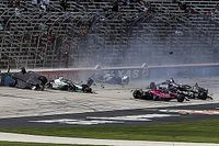 V&iacute;deo en IndyCar: accidente m&uacute;ltiple al inicio de Texas 2