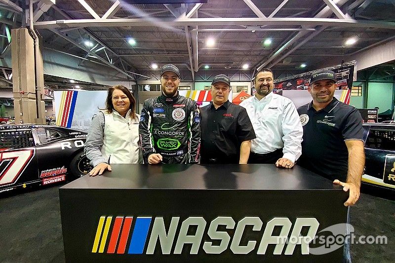 NASCAR Pinty's Series Director Cherie Putnam; Alex Labbe; David Jacombs, Car Owner, Joe Balash, NASCAR; Martin D'Anjou, Sponsor