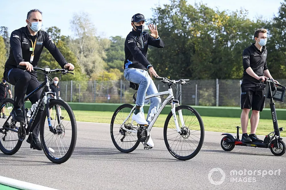 George Russell, Williams Racing, gives a wave as he cycles the circuit