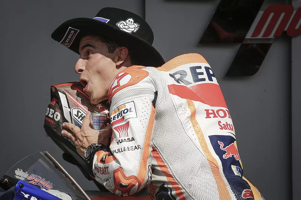Ganador Marc M&aacute;rquez, Repsol Honda Team en parc ferme