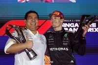 El CEO de Petronas se disculpa por participar en los festejos con champán en el podio de Singapur