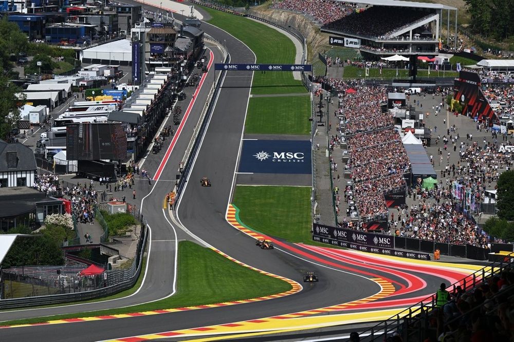 Lando Norris, McLaren, Oscar Piastri, McLaren, Max Verstappen, Red Bull Racing