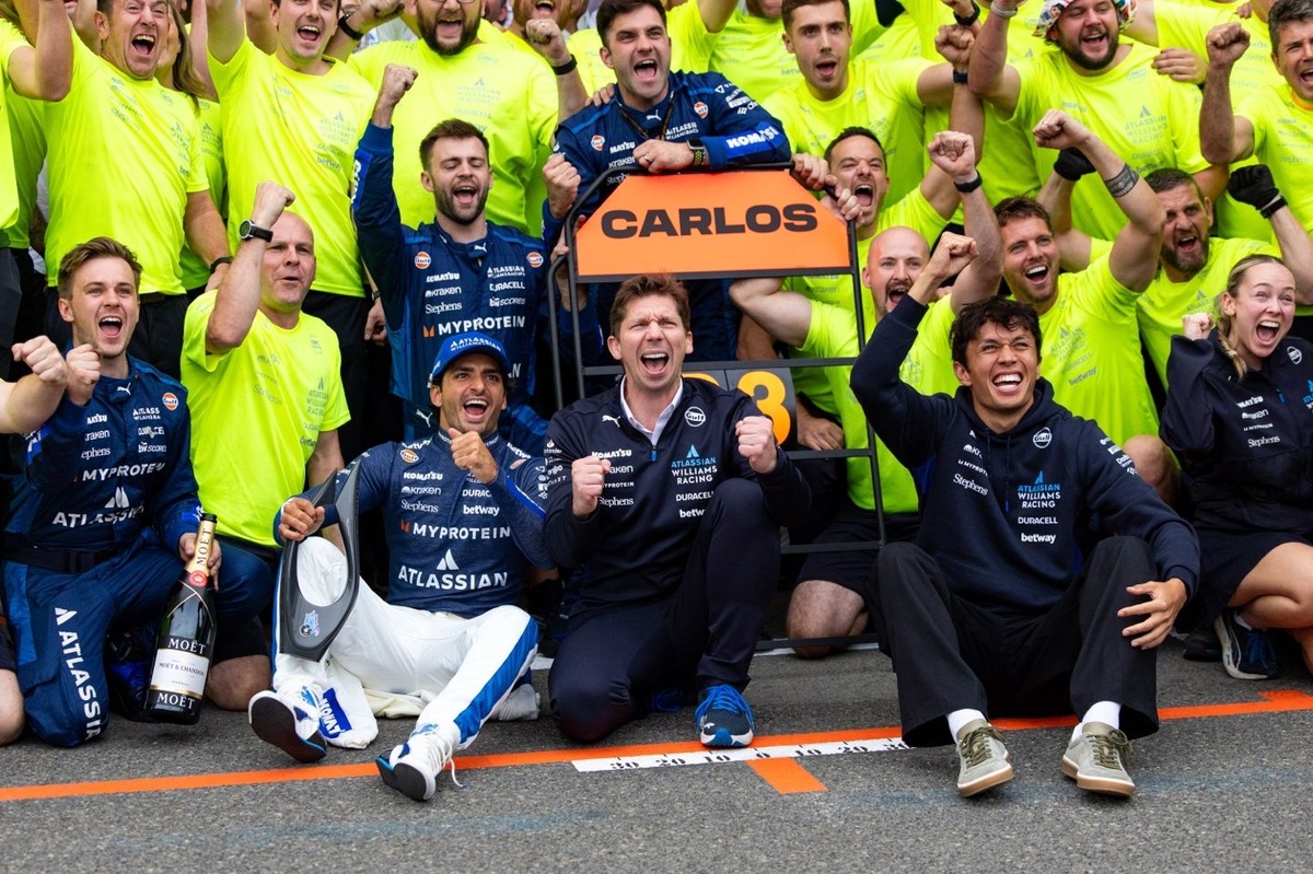 Baku podium was a just reward for Carlos Sainz's tough Williams F1 campaign