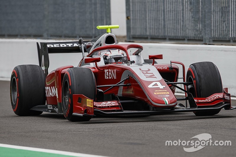 F2 Sochi: Superieure De Vries stormt naar fraaie pole-position