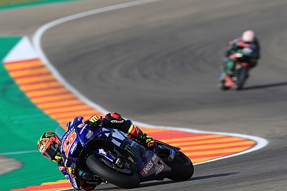 Vinales ve Morbidelli, Smith'i engelledikleri için grid cezası aldılar