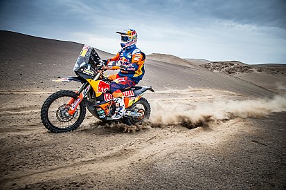 Dakar winner Price joins F1 driver parade at Australian GP