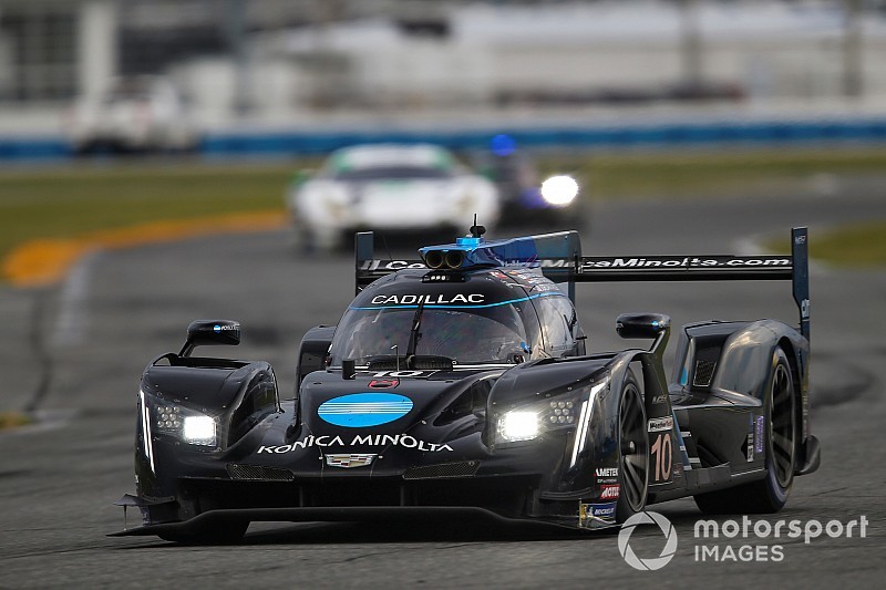 Alonso geniet van Daytona: “Ondenkbaar in de Formule 1”
