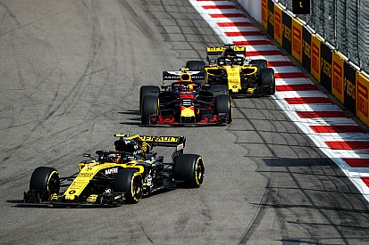 Videón az Orosz Nagydíj 5 legjobb jelenete: Verstappen, Vettel és a Mercedes a fókuszban