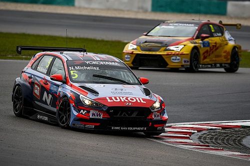 Michelisz gana en Sepang y se acerca al t&iacute;tulo; Guerreri, 4&ordm;