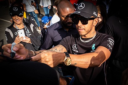 Hamilton állítja, a Mercedes nem altatott a téli teszteken