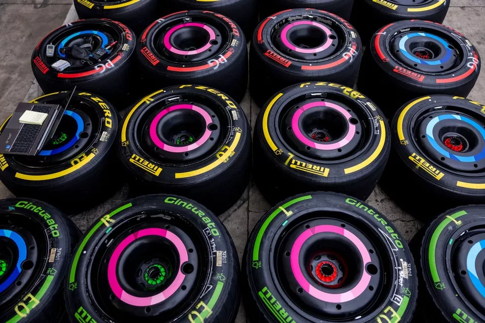 Des pneus Pirelli