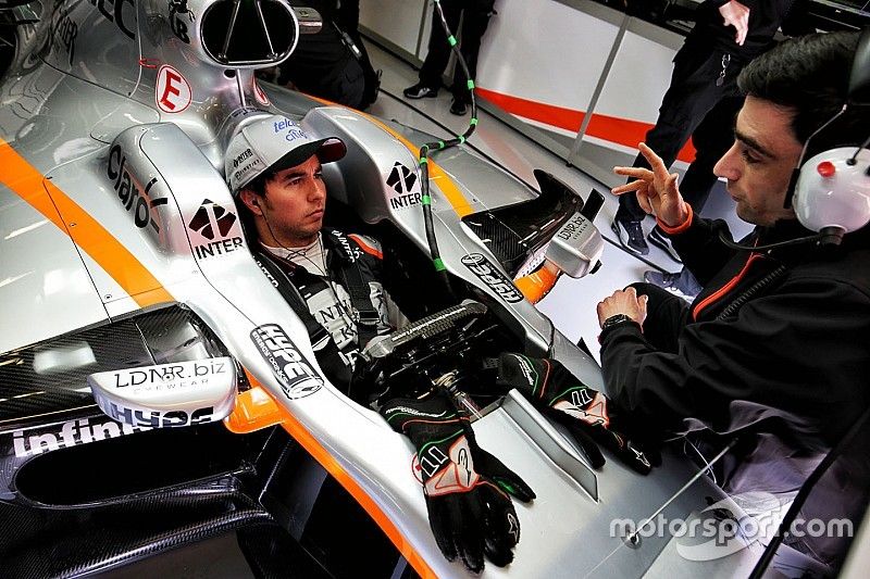Sergio Perez, Sahara Force India F1 VJM10 with Tim Wright, Sahara Force India F1 Team Race Engineer
