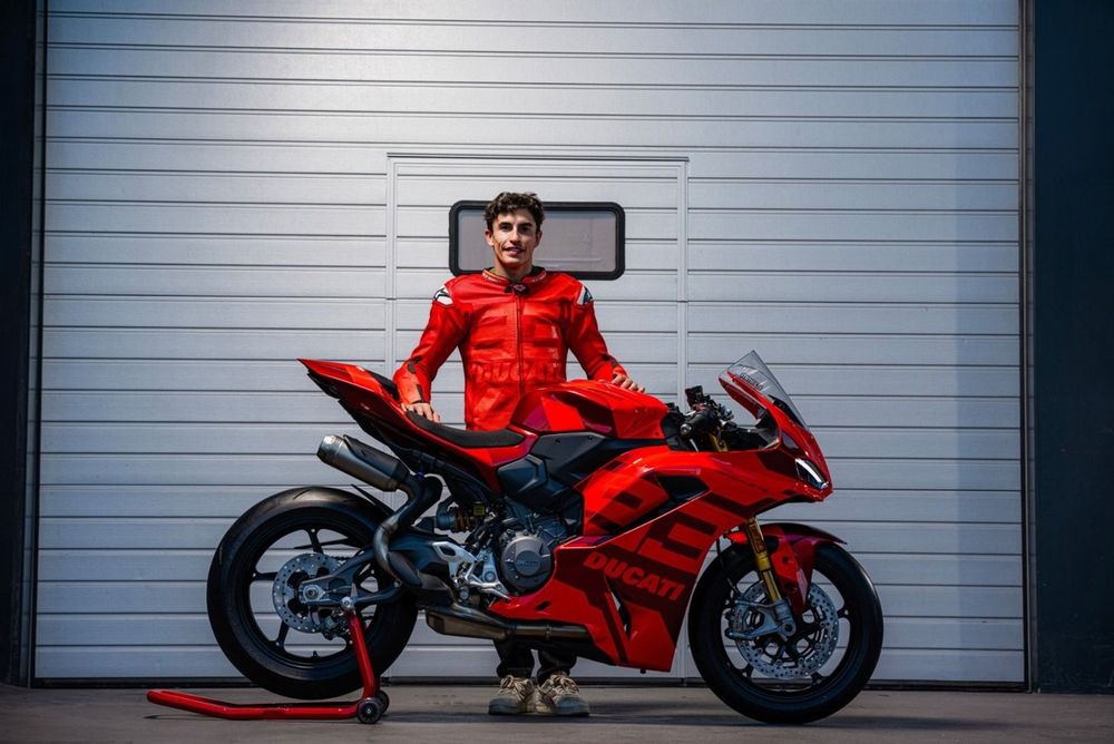 Marc Márquez Panigale V2