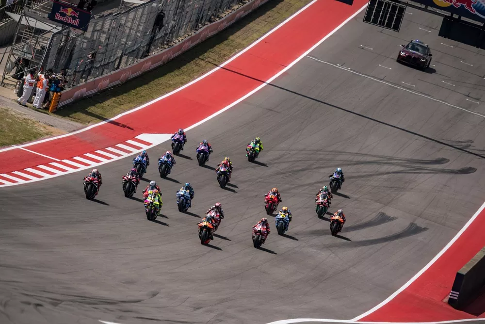Le d&eacute;part du Grand Prix des Am&eacute;riques