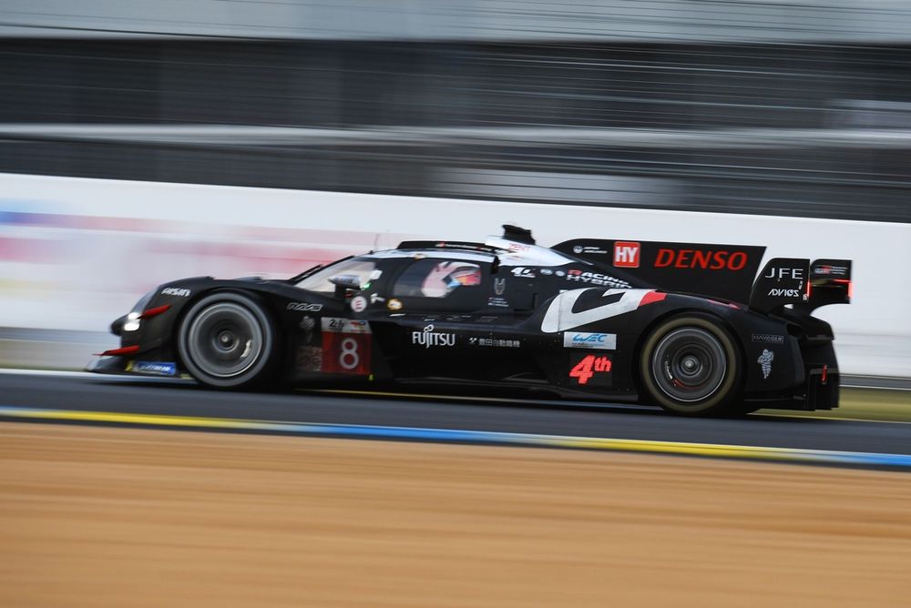 トヨタ020ルマン24時間耐久レーサー1/10 トヨタ、ル・マン24時間向けの特別リバリー発表。TS020