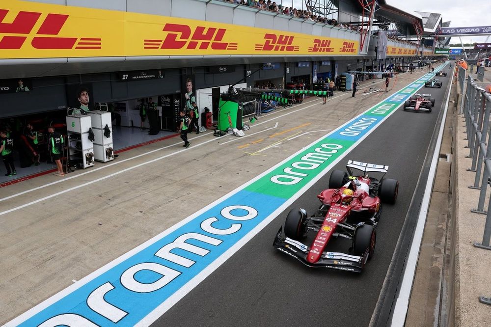 Charles Leclerc, Ferrari, Lewis Hamilton, Ferrari