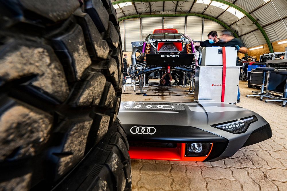 Detalle delantero del Audi RS Q e-tron