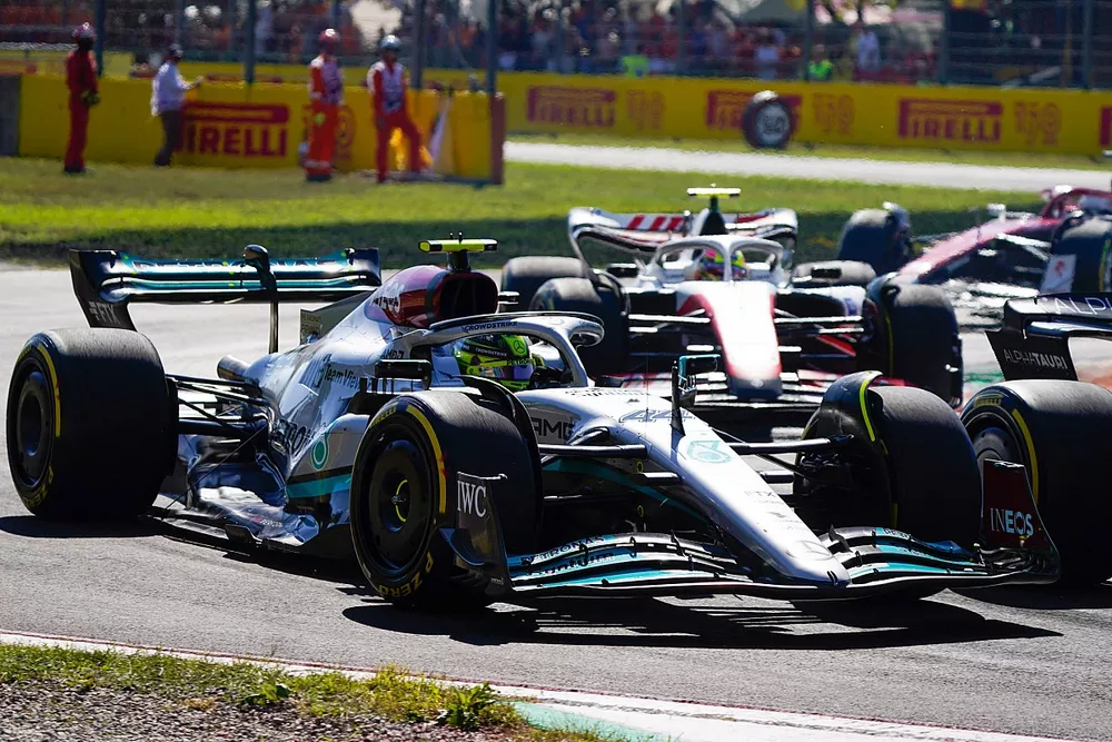 Lewis Hamilton, Mercedes W13