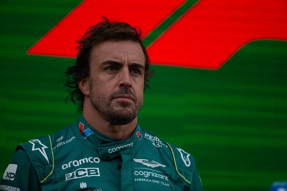 Fernando Alonso, Aston Martin F1 Team, 2nd position, on the podium