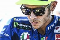 Rossi mostra desânimo ao testar motor da Yamaha para 2019