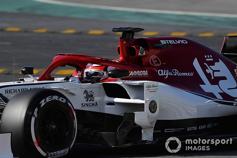 GALERI: Tes F1 Barcelona hari pertama