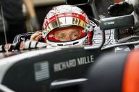 Magnussen felt  "negative pressure" at start of F1 career