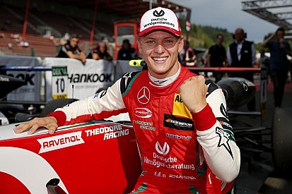 F3 Misano: İlk yarışta zafer Schumacher'in