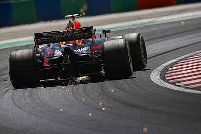 Verstappen szerint a Renault miatt mindig két verseny hátrányban vannak