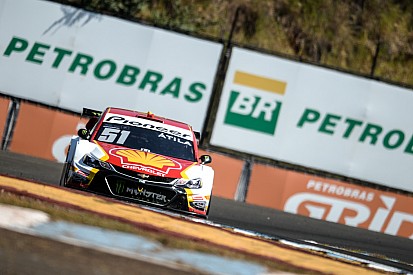 Átila lidera treinos da Stock Car em Londrina