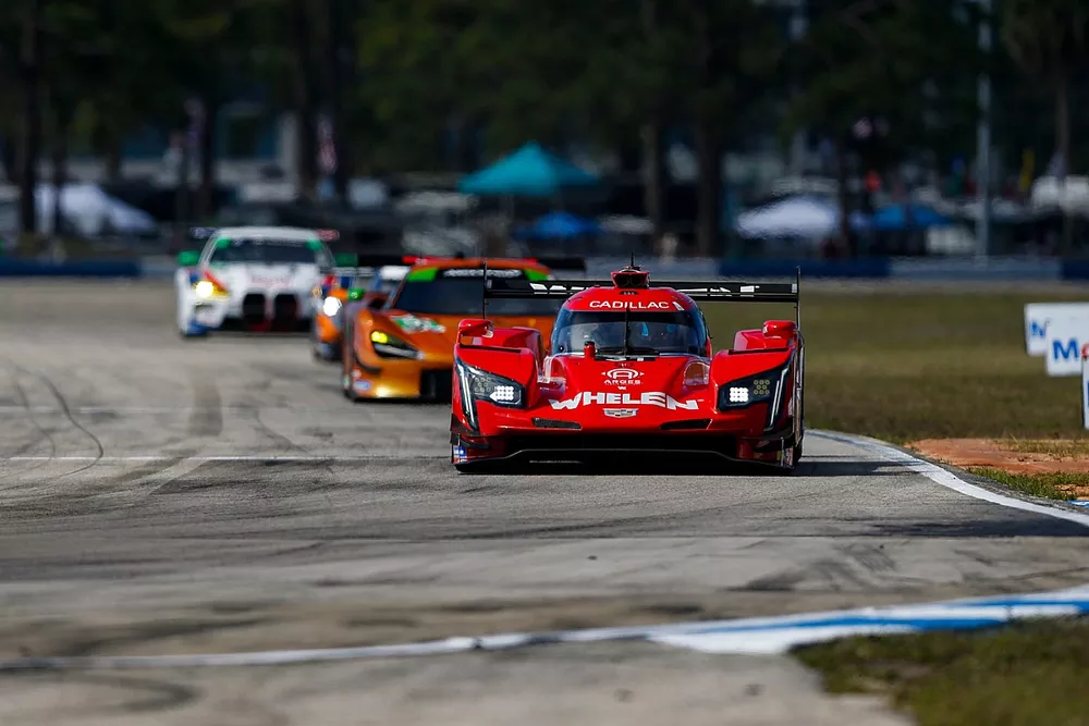 #31 Action Express Racing Cadillac DPi: Pipo Derani, Tristan Nunez, Mike Conway