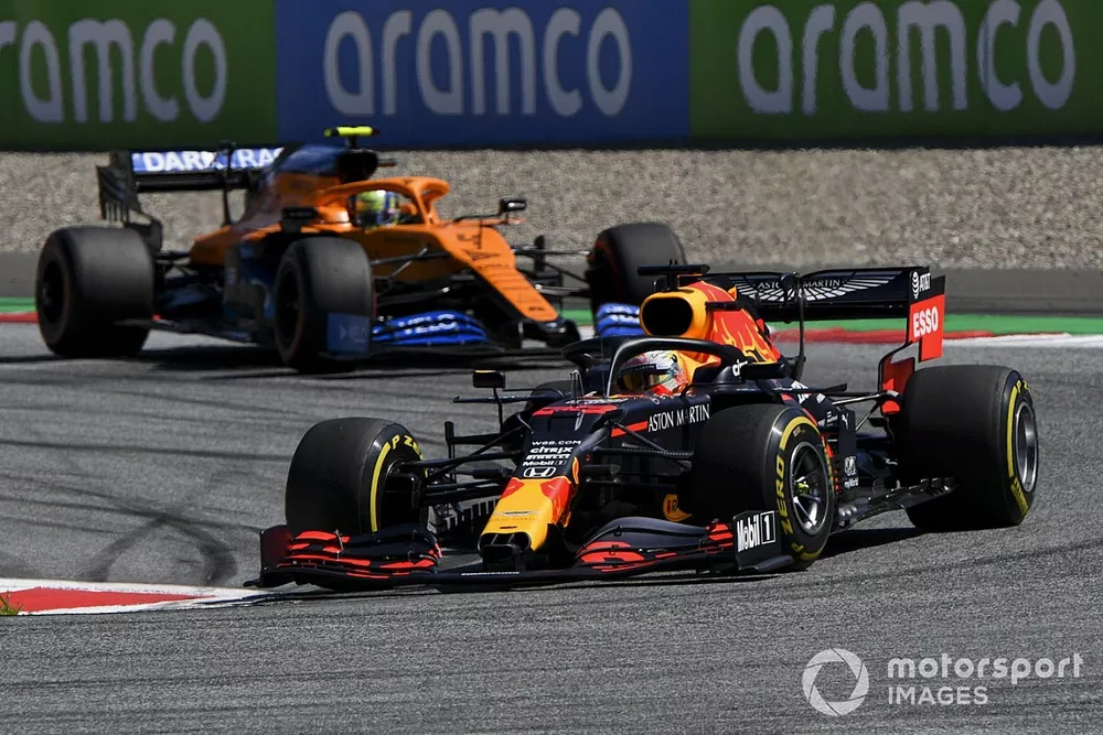 Max Verstappen, Red Bull Racing RB16, leads Lando Norris, McLaren MCL35