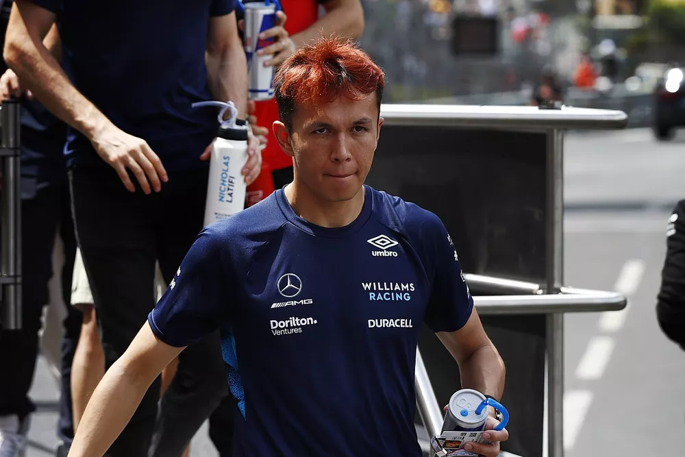 Alex Albon, Williams, departs the drivers parade bus
