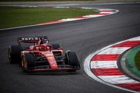 Dziwne zachowanie SF-24