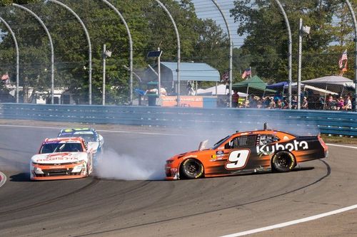 VÍDEO: Zilisch causa acidente, vence e 'toma capote' após etapa da NASCAR Xfinity marcada por 'Big One' em Watkins Glen