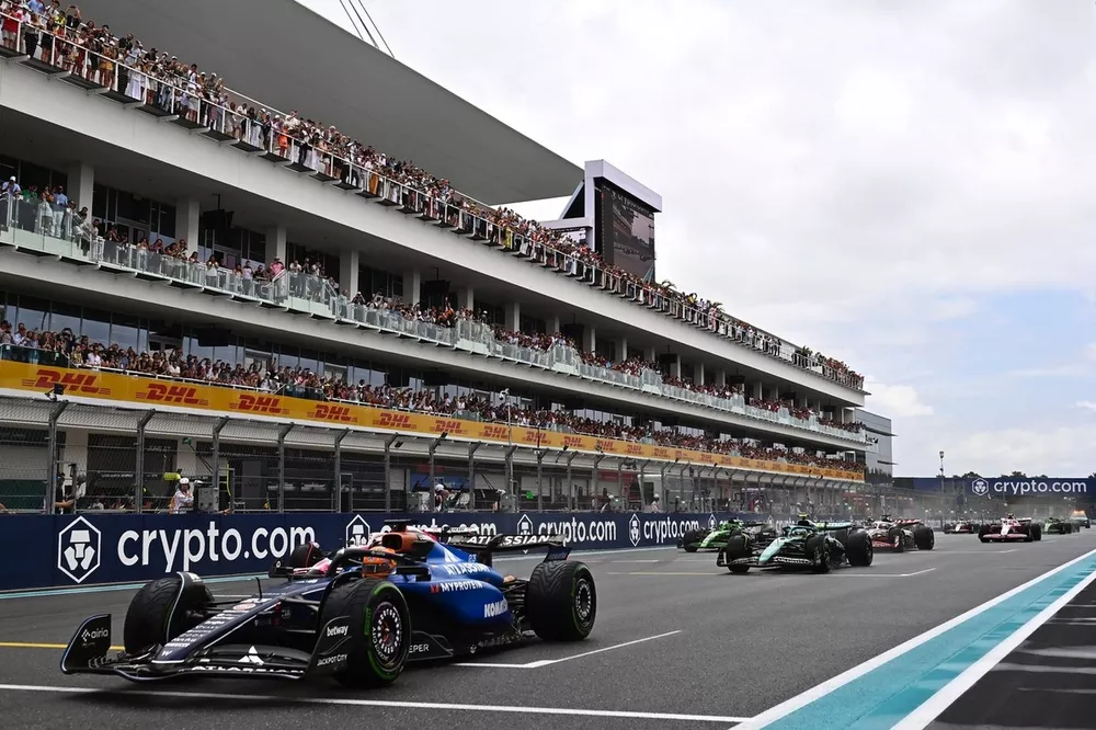 Fernando Alonso, Aston Martin Racing