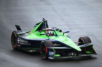 Buemi vuelve a subir al podio del E-Prix de Yakarta tras anularse su sanci&oacute;n