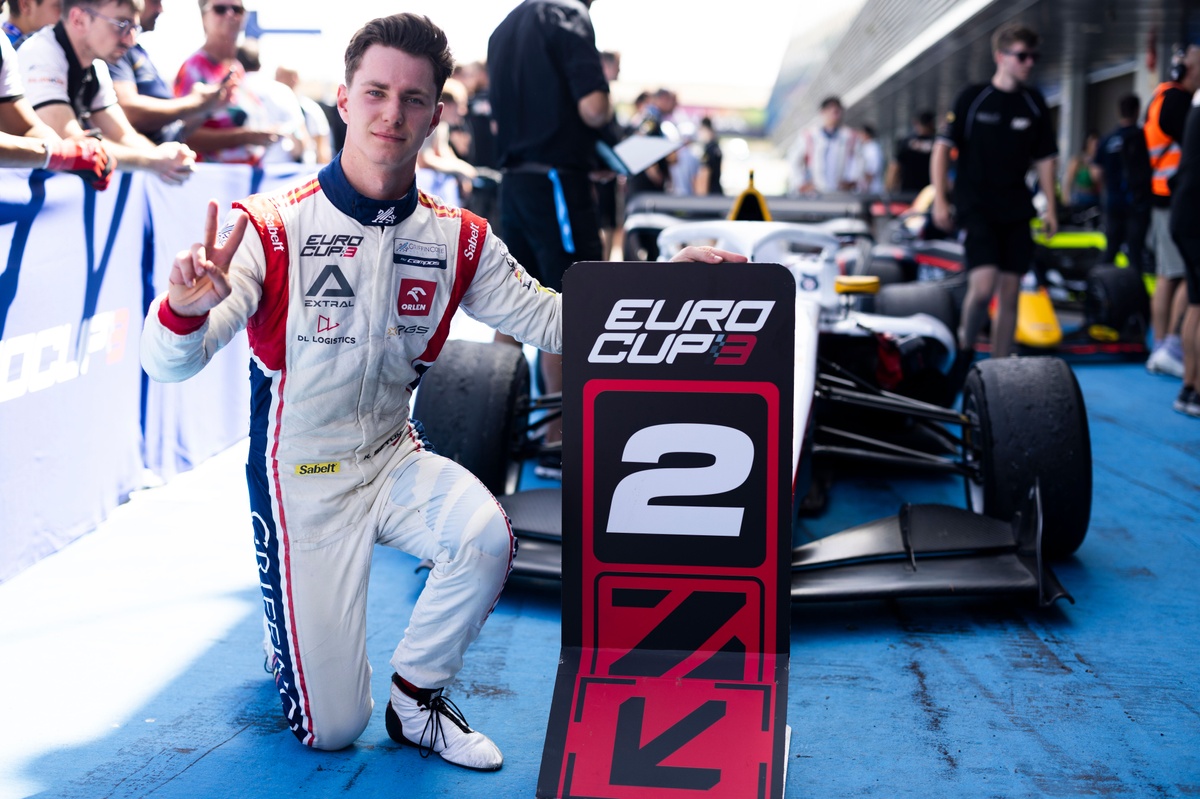 Sztuka walczy o wicemistrzostwo