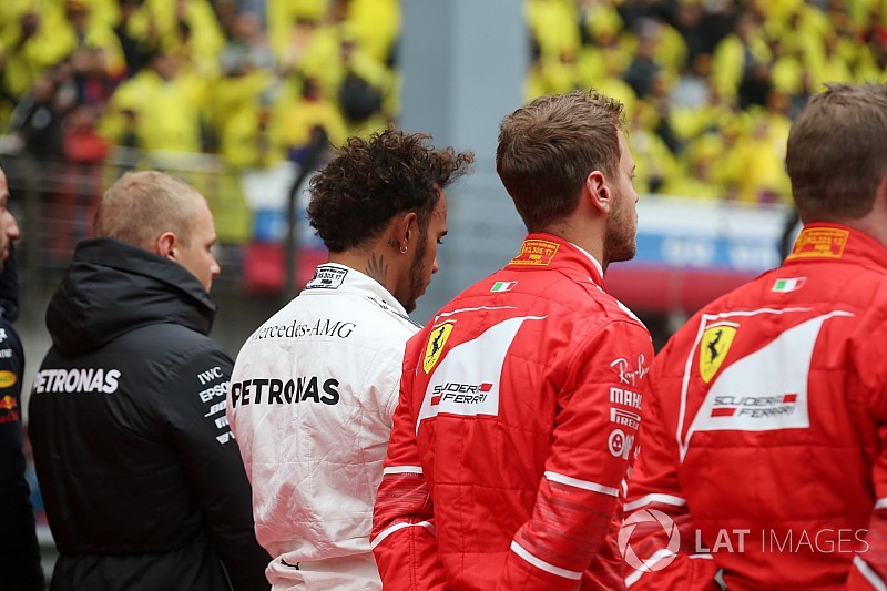 Hamilton Amerika GP'sinde 'diz çökebilir'