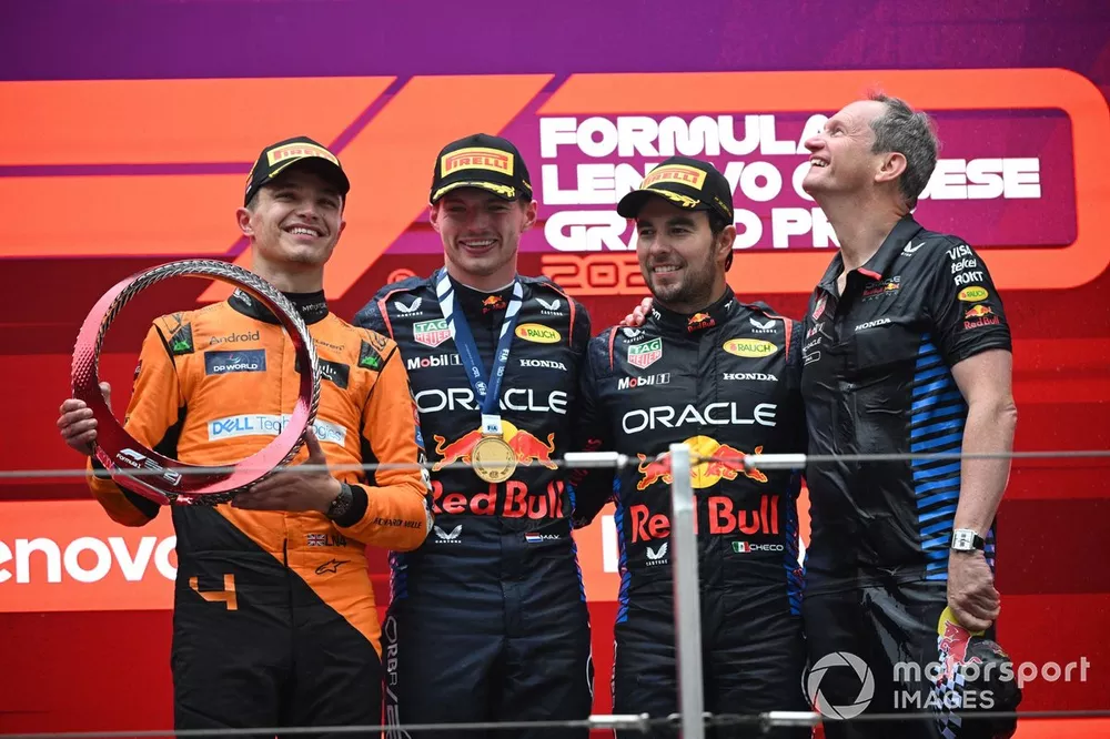 Lando Norris, McLaren F1 Team, 2nd position, Max Verstappen, Red Bull Racing, 1st position, Sergio Perez, Red Bull Racing, 3rd position, Paul Monaghan, Chief Engineer, Red Bull Racing, on the podium