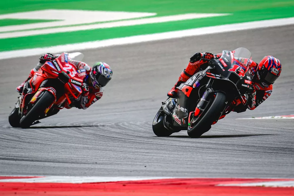 Maverick Vinales, Aprilia Racing Team
