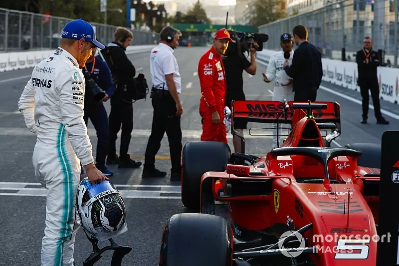 Pole man Valtteri Bottas, Mercedes AMG F1, en Sebastian Vettel, Ferrari