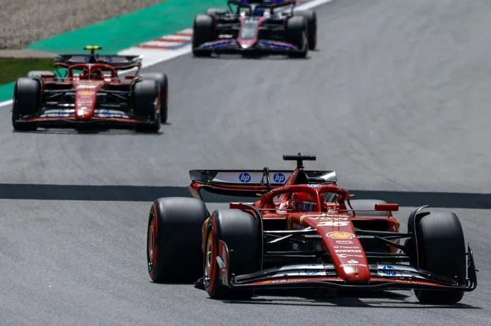 Charles Leclerc, Ferrari SF-24, Carlos Sainz, Ferrari SF-24, Pierre Gasly, Alpine A524