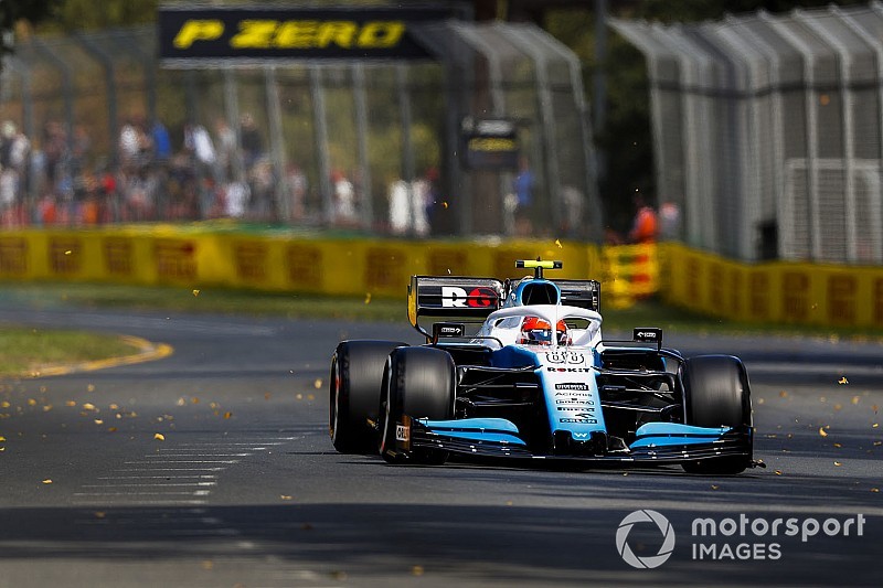 Kubica claims lack of spares forcing him to avoid kerbs