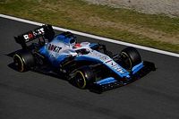 F1: Williams diz que n&atilde;o atrasou carro por falta de dinheiro