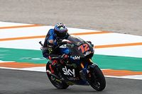 Bezzecchi vence en Moto2 y Bastianini es el nuevo líder