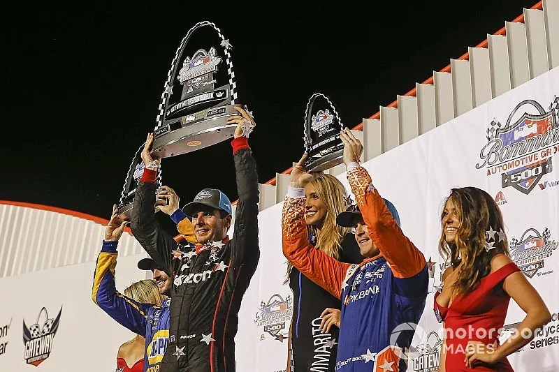 Will Power, Team Penske Chevrolet, Scott Dixon, Chip Ganassi Racing Honda, Alexander Rossi, Andretti Autosport Honda celebrate on the podium