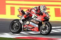 Davies gana en Francia y Yamaha hace su primer doblete en el podio